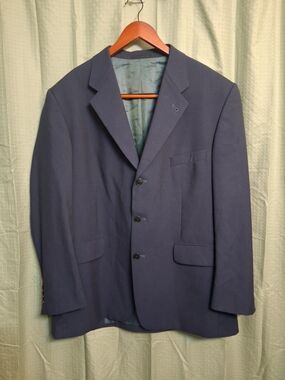 Yves Saint Laurent Men's Classic Navy Three-Button Sport Coat - Tailored Blazer